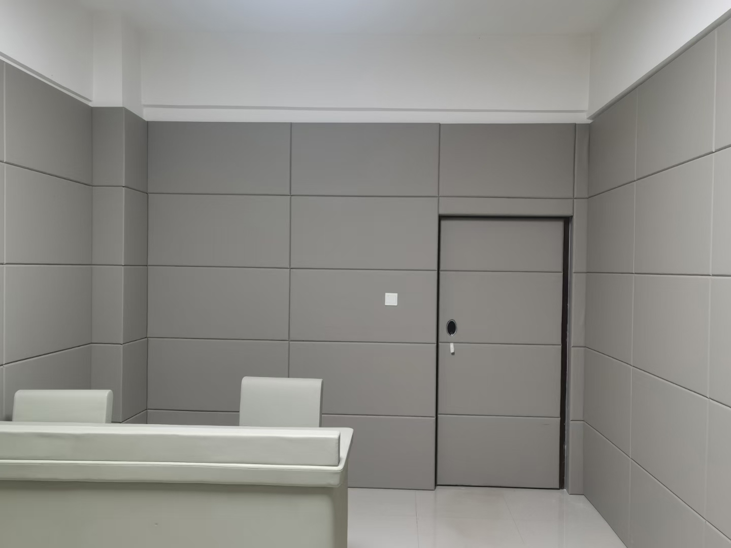 墻面環(huán)保納米棉軟包廠家 直供紀(jì)委審訊室防撞